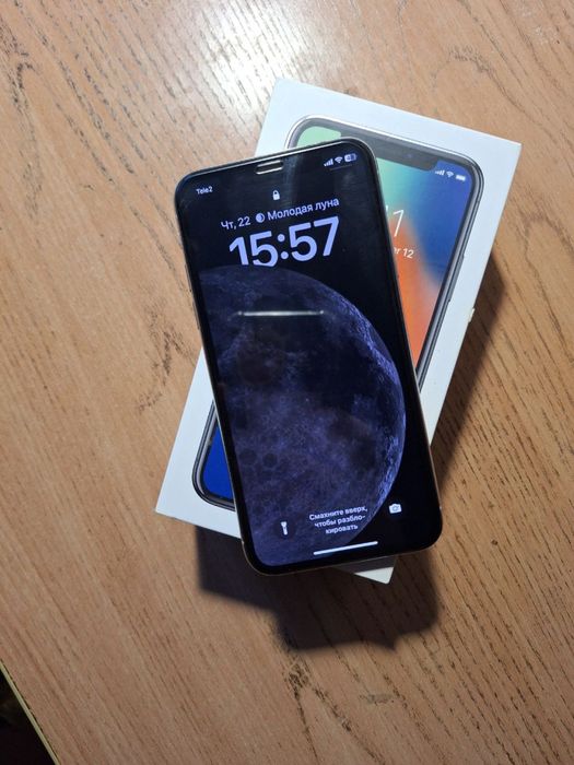 Продам айфон X.  .