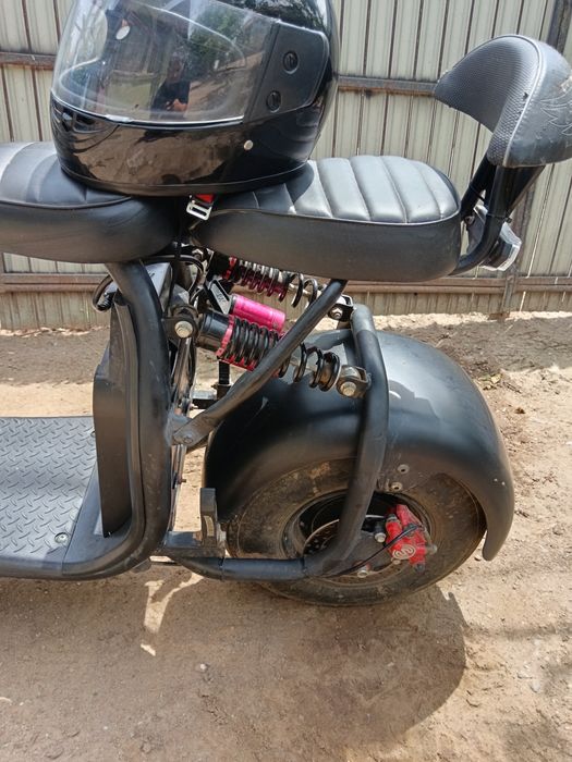 Vând scuter electric