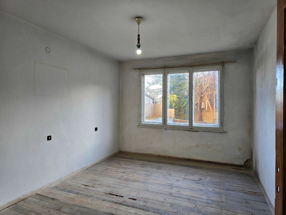 Продава се Етаж от къща в Велико Търново, Център - 92 кв.м за 1299 €/кв.м - Снимка #14