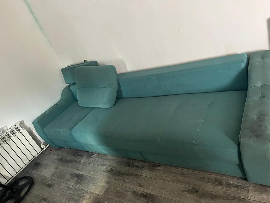 Отдам даром диван