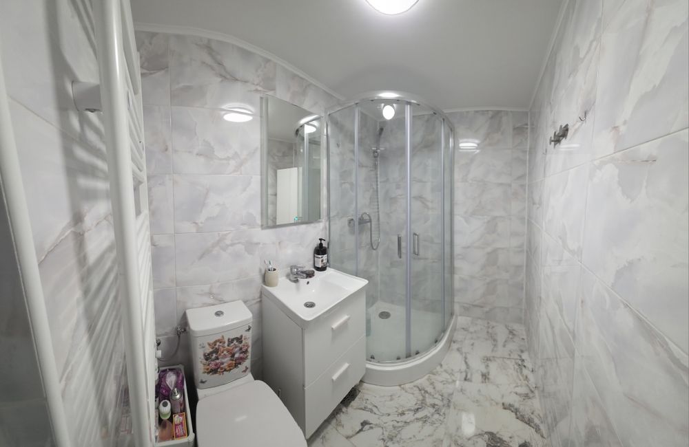 Apartament 2 camere renovat micro 6, loc de parcare inclus