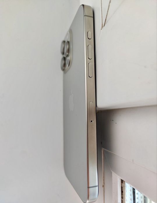 Айфон 15 про Макс