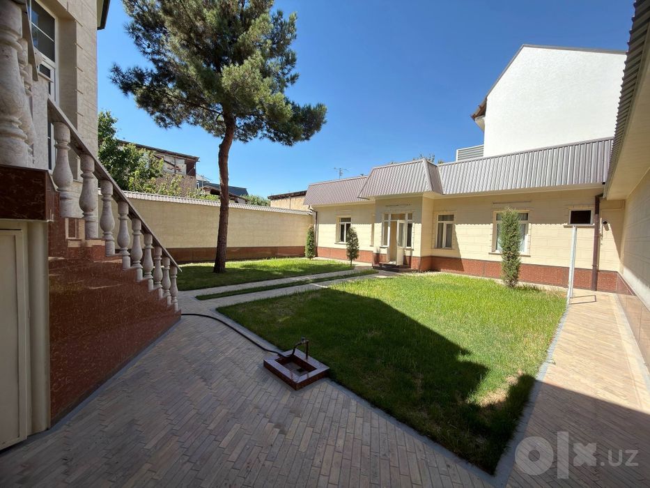 Продается дом 9 комнат, ориентир ул. Чингиза Айтматова/м.Минор, 592м²