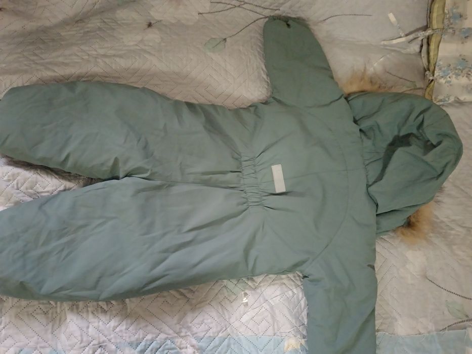 Продам комбинезон очень тёплый