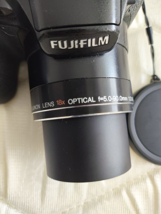 Фотоаппарат Fujifilm FinePix S1800