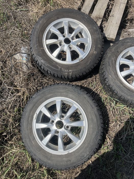 Продам диски с комплектом зимней резины