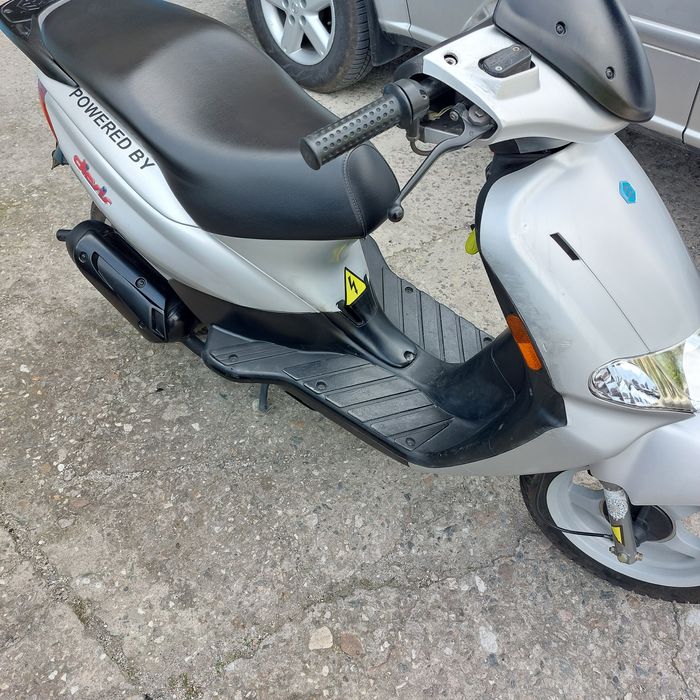 Пиаджо Диезис, мотопед