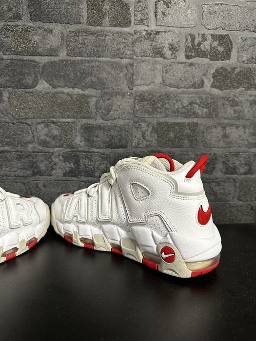 Adidasi Uptempo Nike