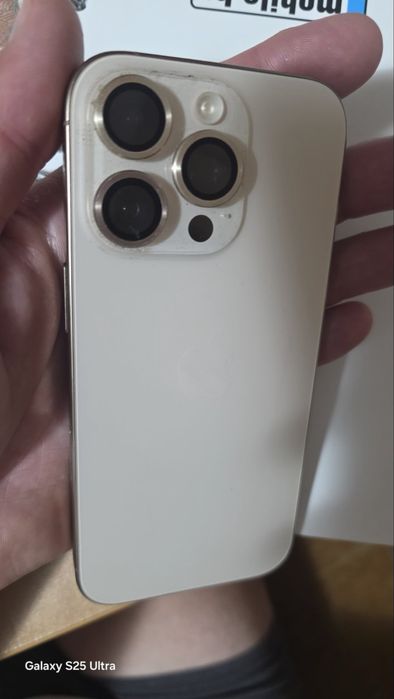 iPhone 16 Pro 256GB Desert Gold