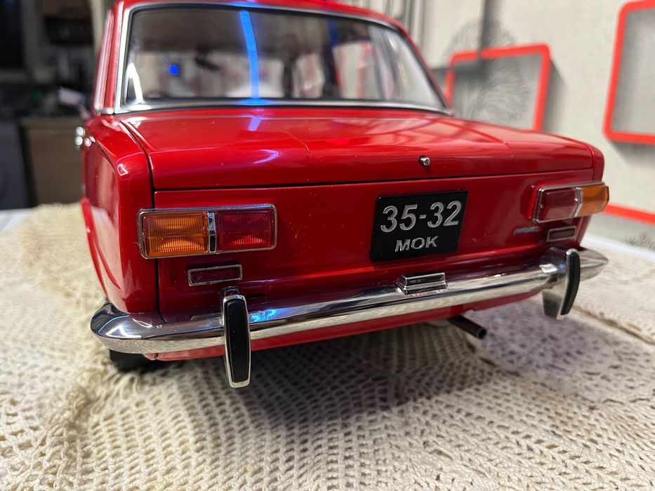 Жигули кола макет 1:8