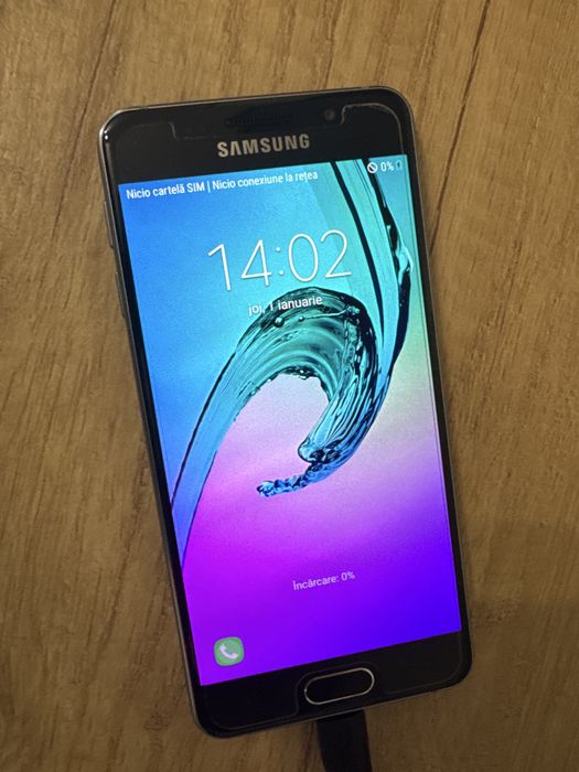 Samsung Galaxy A3 (versiunea 2016)