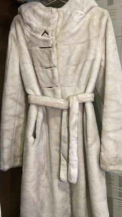 Шуба натуральный мутон 42-44