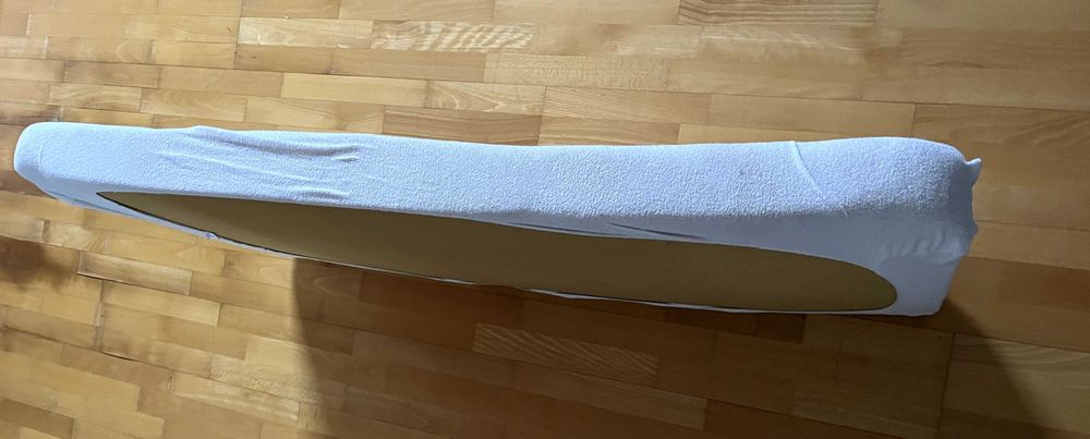 Saltea din spumă pentru pătuț cu 5 cearșafuri cu elastic