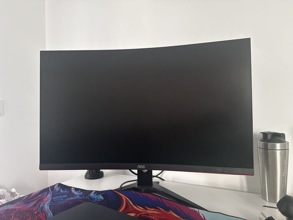 Monitor AOC 32 cm curbat