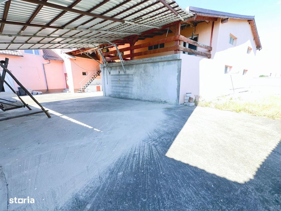 Spațiu comercial + locuință de vânzare  
Strada Avram Iancu, Târnăveni