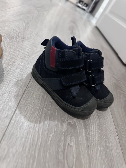 Обувь 3 пары за 5000 тенге