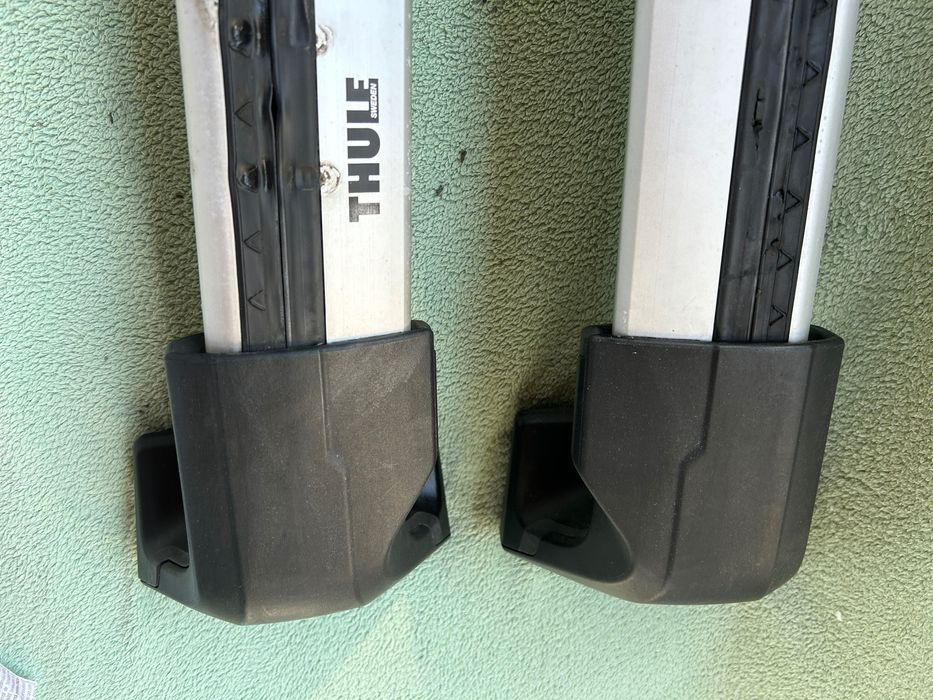 Bare portbagaj Thule cu 2 suporti de bicicletă Thule