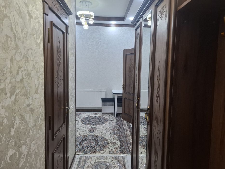 2 Хоналик Квартира ва Кафе СотиладиС