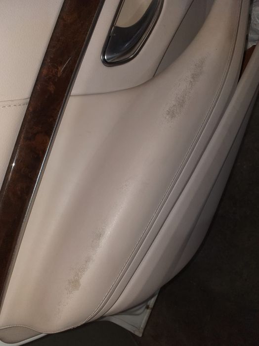 Vopsire Cotiera Piele Usa Reconditionare prin Vopsit Maner Interior