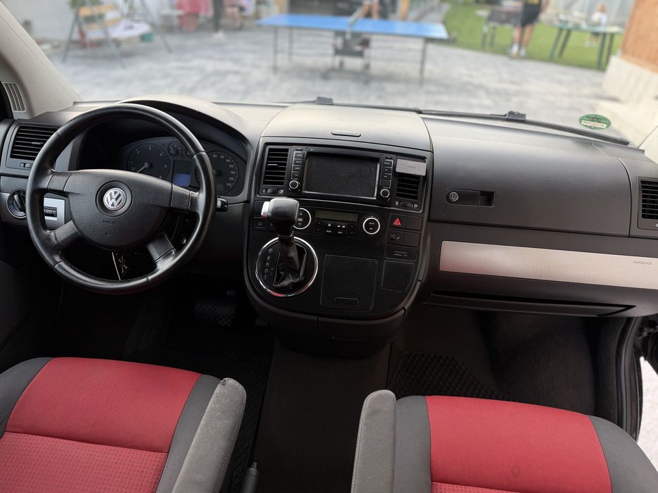 VOLKSWAGEN Multivan 0 — imagine 5
