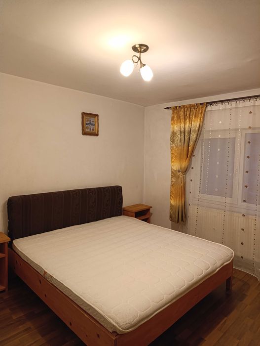 Inchiriez apartament doua camere, mobilat și utilat.