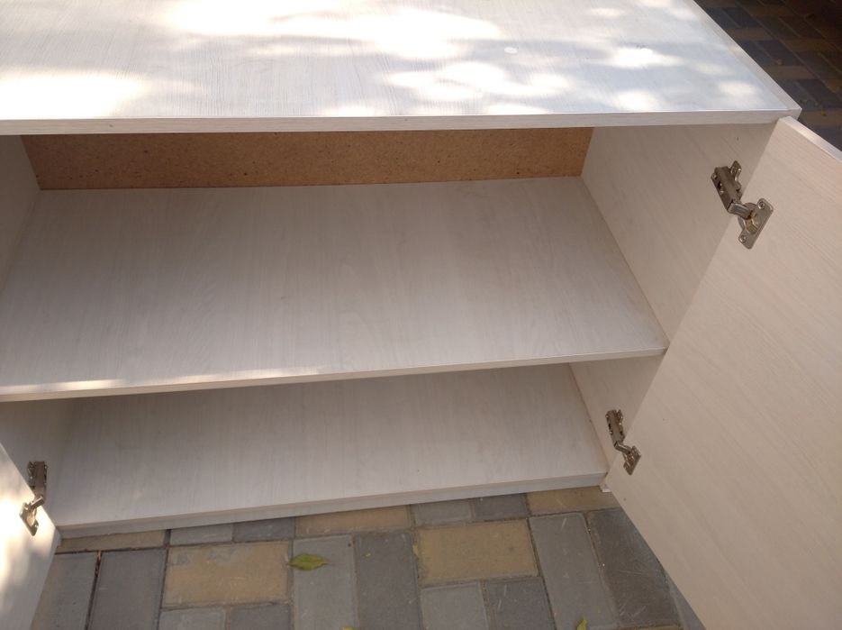 Тумбочка, бу , отличном состоянии