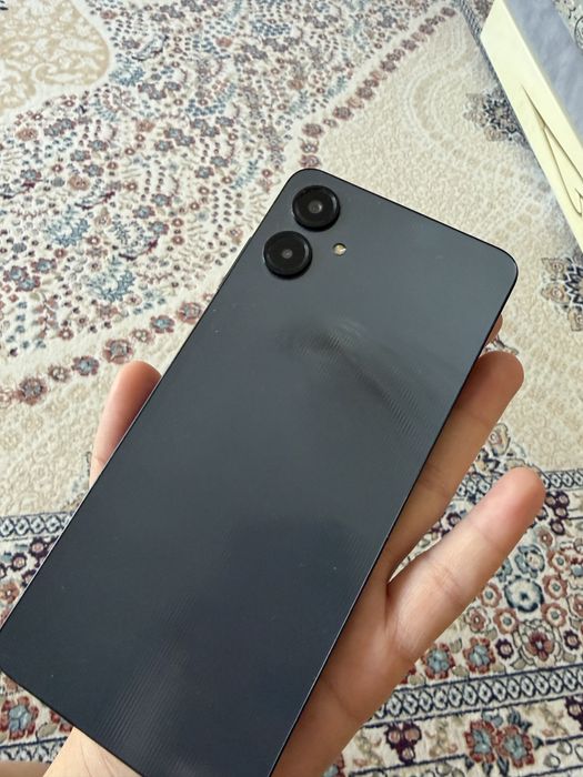 Продам телефон Samsung A06