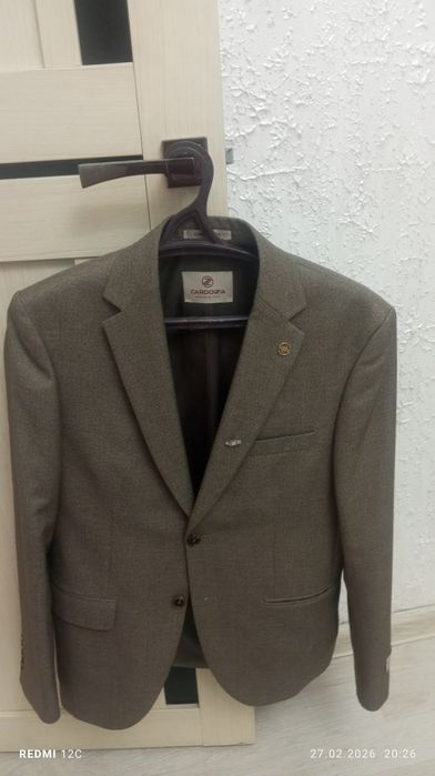 Мужской костюм почти новый