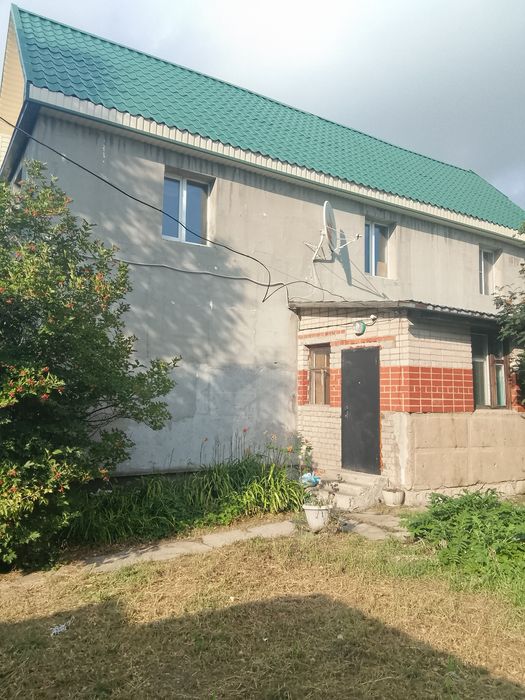 Продается большой дом, п. Солнечный