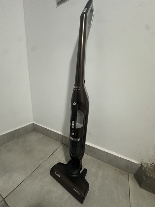 Безкабелна прахосмукачка Bosch Flexxo 4 series