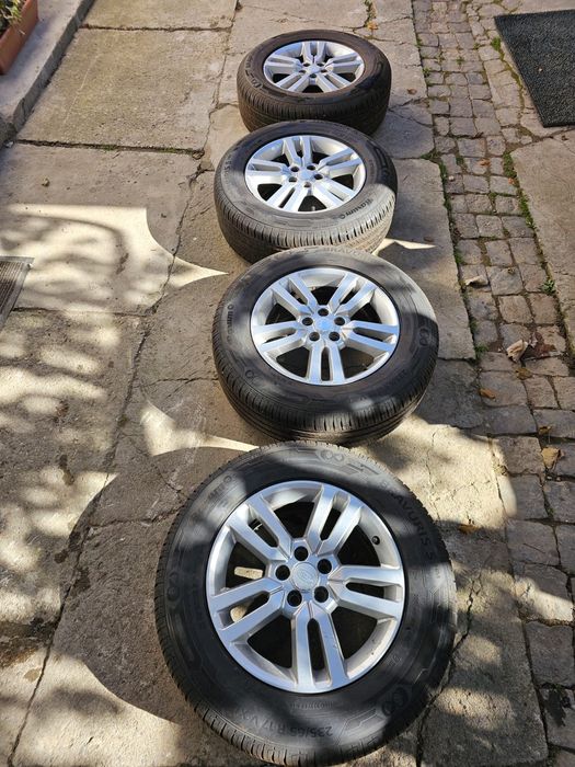 Roti Land Rover  235 65 17