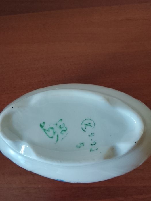 Чайник+ сахарница, посуда