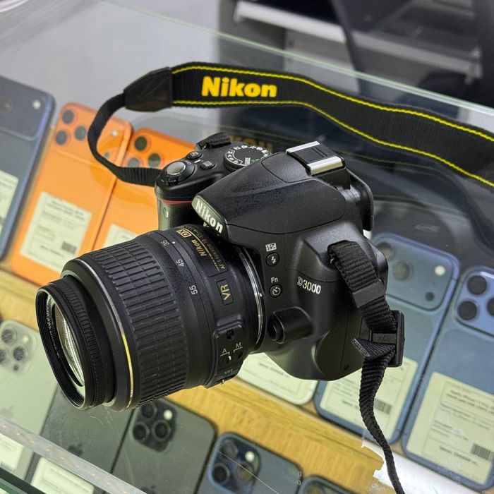 Nikon d3000 / Никон д3000 /Eleven / id5231