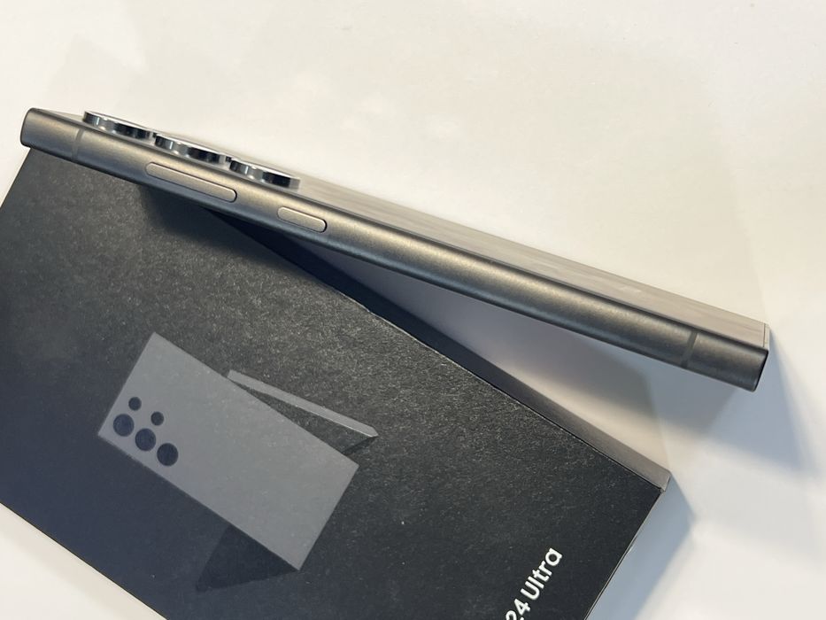 Samsung S24 ULTRA / impecabil / 256 GB / 12 GB RAM