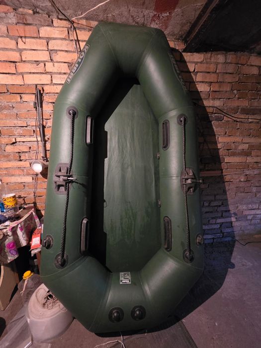 Лодка ,калибри,2 местная