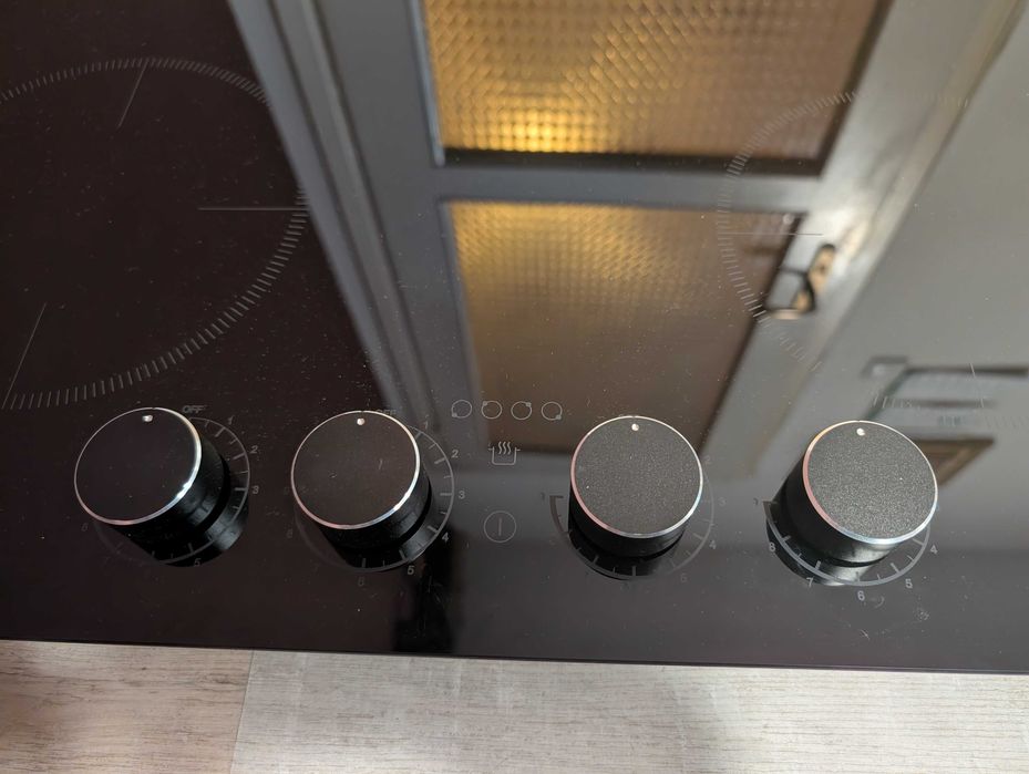 Klarstein Kochheld 60cm Индукционен Котлон 4 Зони за Готвене Черно