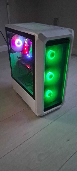 Белый игровой ПК (i5 / 12GB / SSD+HDD / GTX 950)
