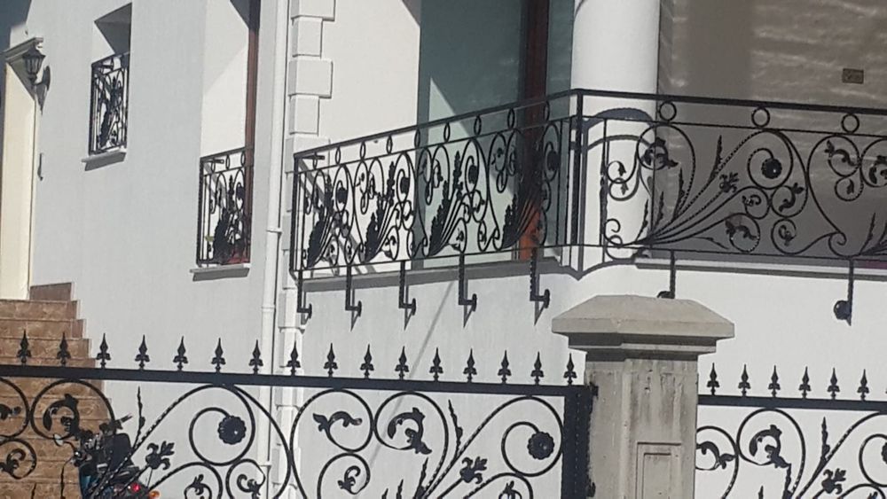 Ковано желязо, модерни метални огради, лазерно рязани панели