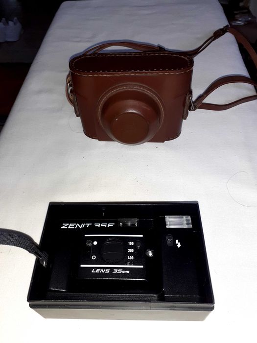 Фотоапарати -  Смена 4 и Зенит !