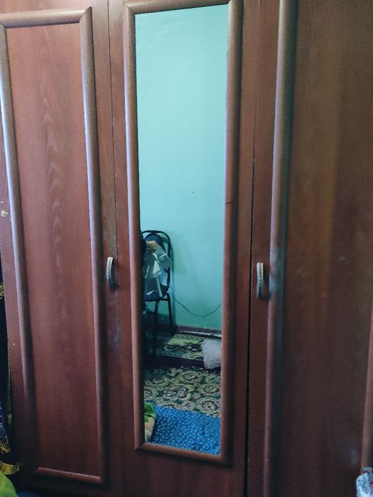 Шкаф сотилади продаётся