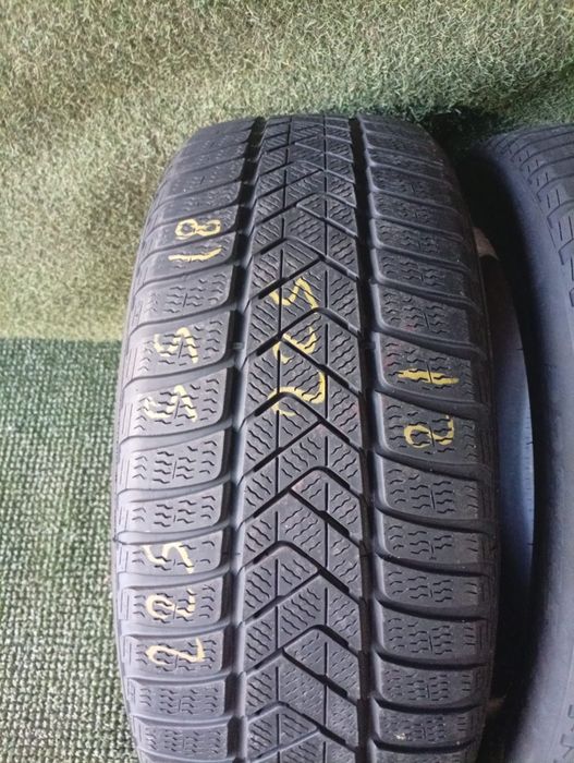 225 55 18 Pirelli