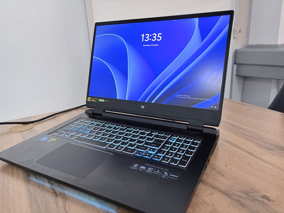 Acer Predator Helios 300 17.3 / RTX 3060 / i5-12500H / 16GB