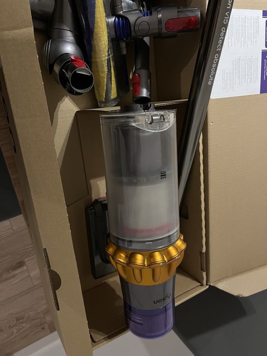 Dyson V15 Detect