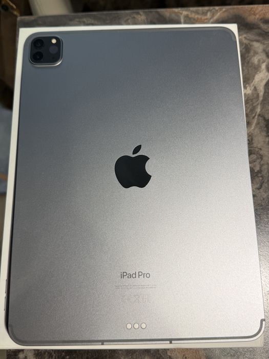 Продам Apple iPad Pro 11″M2 (4-го поколения), 256 ГБ, Space Gray