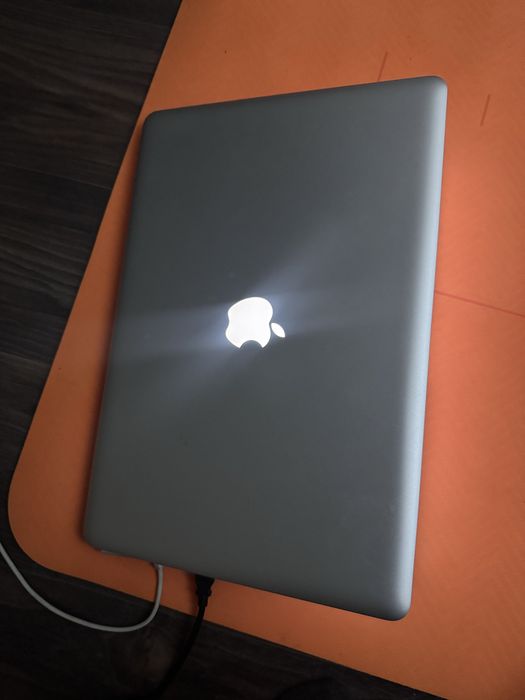macbook pro 256gb