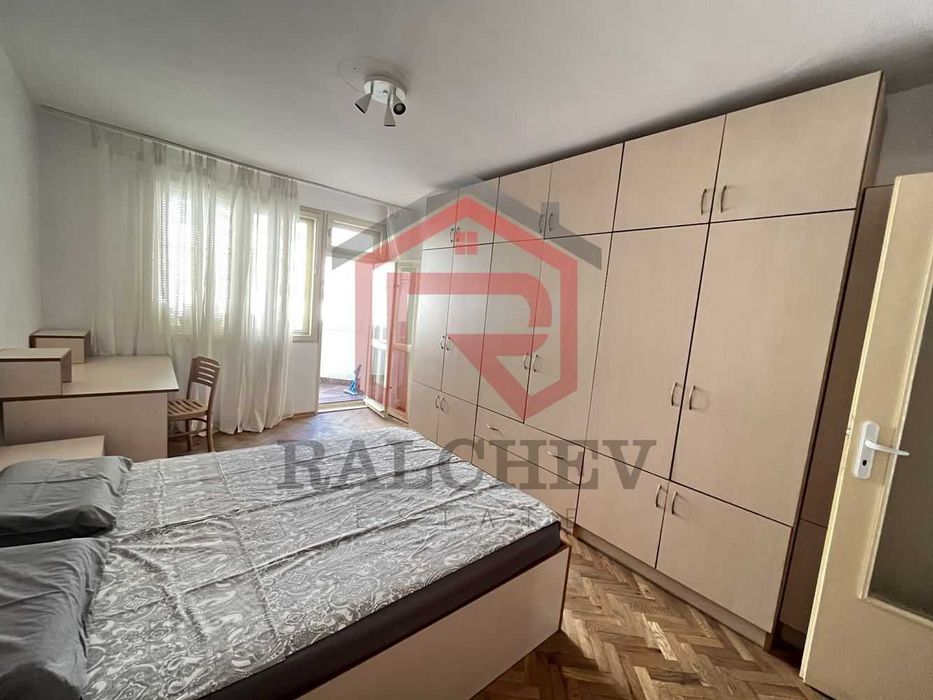 Двустаен апартамент под наем / Спортна зала