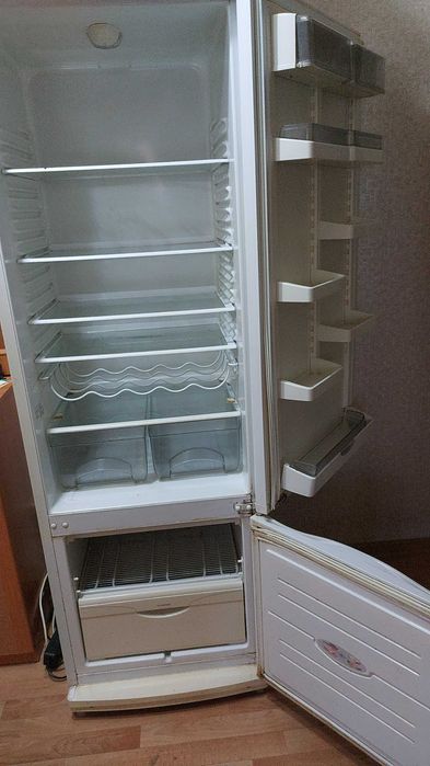Холодильник Атлант б/у