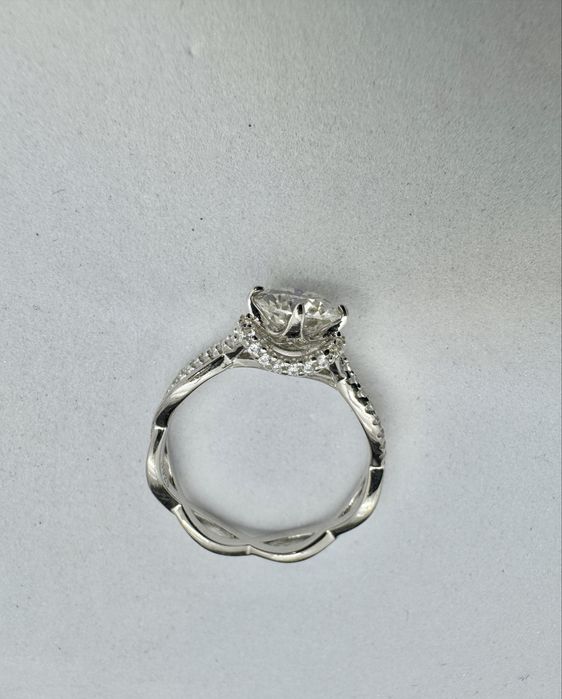 Сребърен пръстен с мойсанит (Диамант) 1 карат