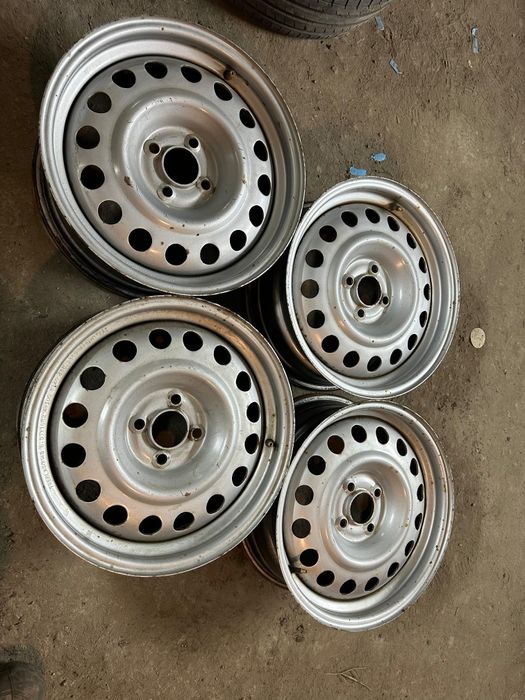 R16 PCD 4 *100 Комплект штампованных дисков