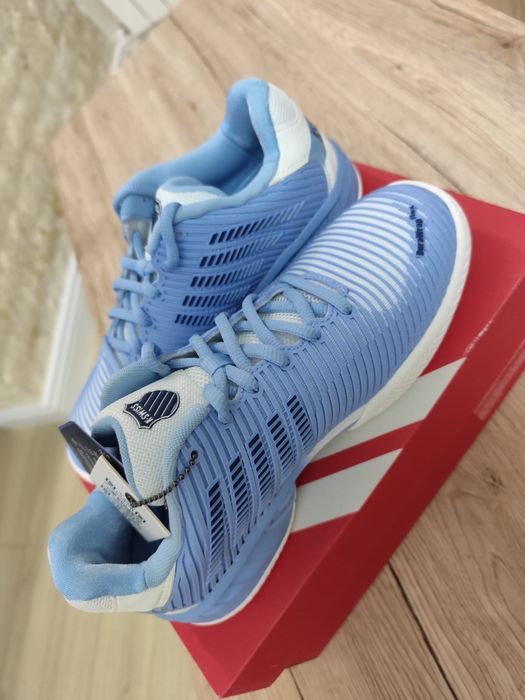 Vand pantofi sport, K-Swiss. Mai multe marimi disponibile .